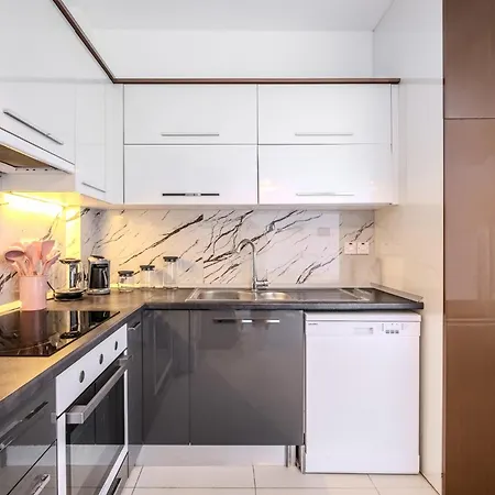 דירה Kyrenia Beachside Flat קיירניה
